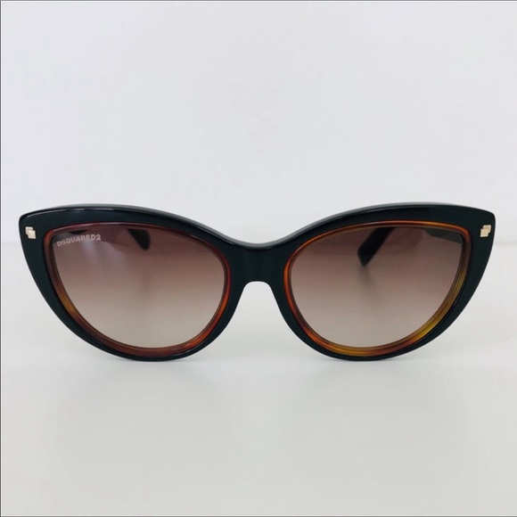 NWT DSquared sunglasses and case brown/black ❤️❤️ - Picture 3 of 6